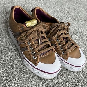 Adidas Women’s Nizza, The Mandolorian Edition EUC